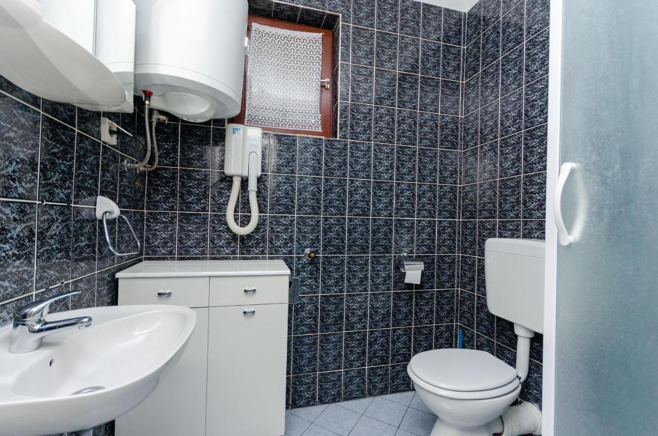 קמפור Apartments Zorka מראה חיצוני תמונה
