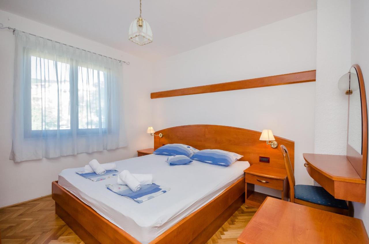 קמפור Apartments Zorka מראה חיצוני תמונה