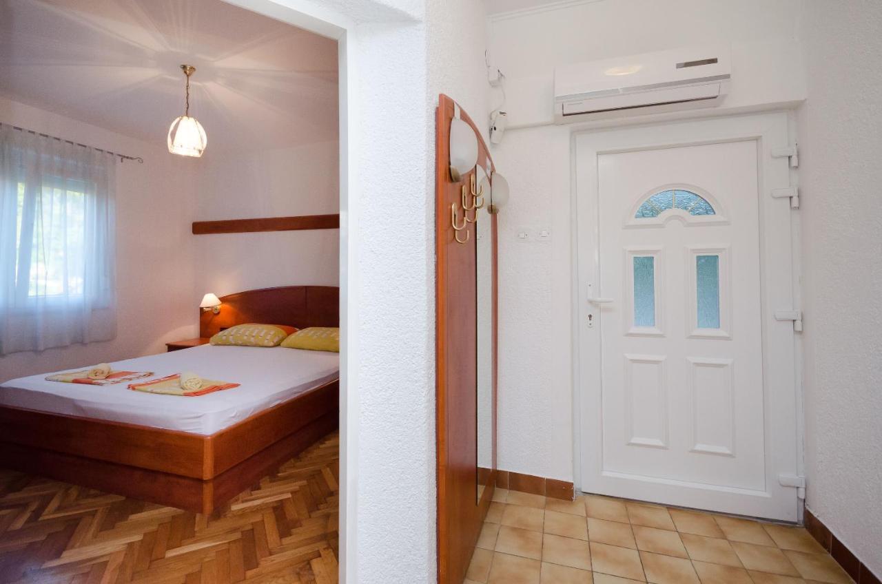 קמפור Apartments Zorka מראה חיצוני תמונה
