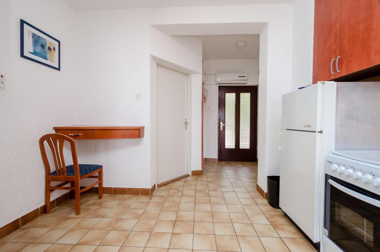 קמפור Apartments Zorka מראה חיצוני תמונה