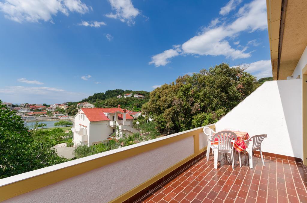 קמפור Apartments Zorka מראה חיצוני תמונה
